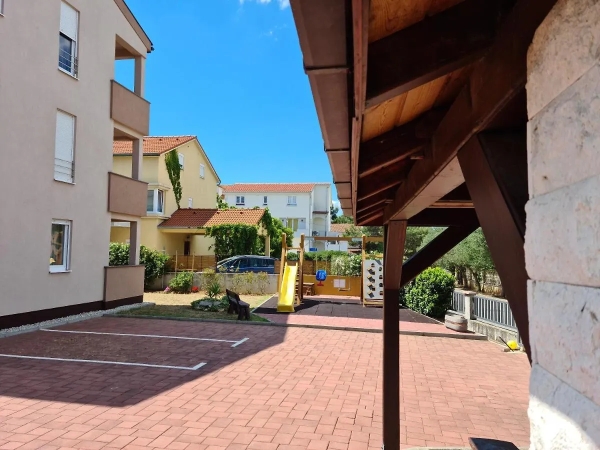Apartments Pakoštane Croazia