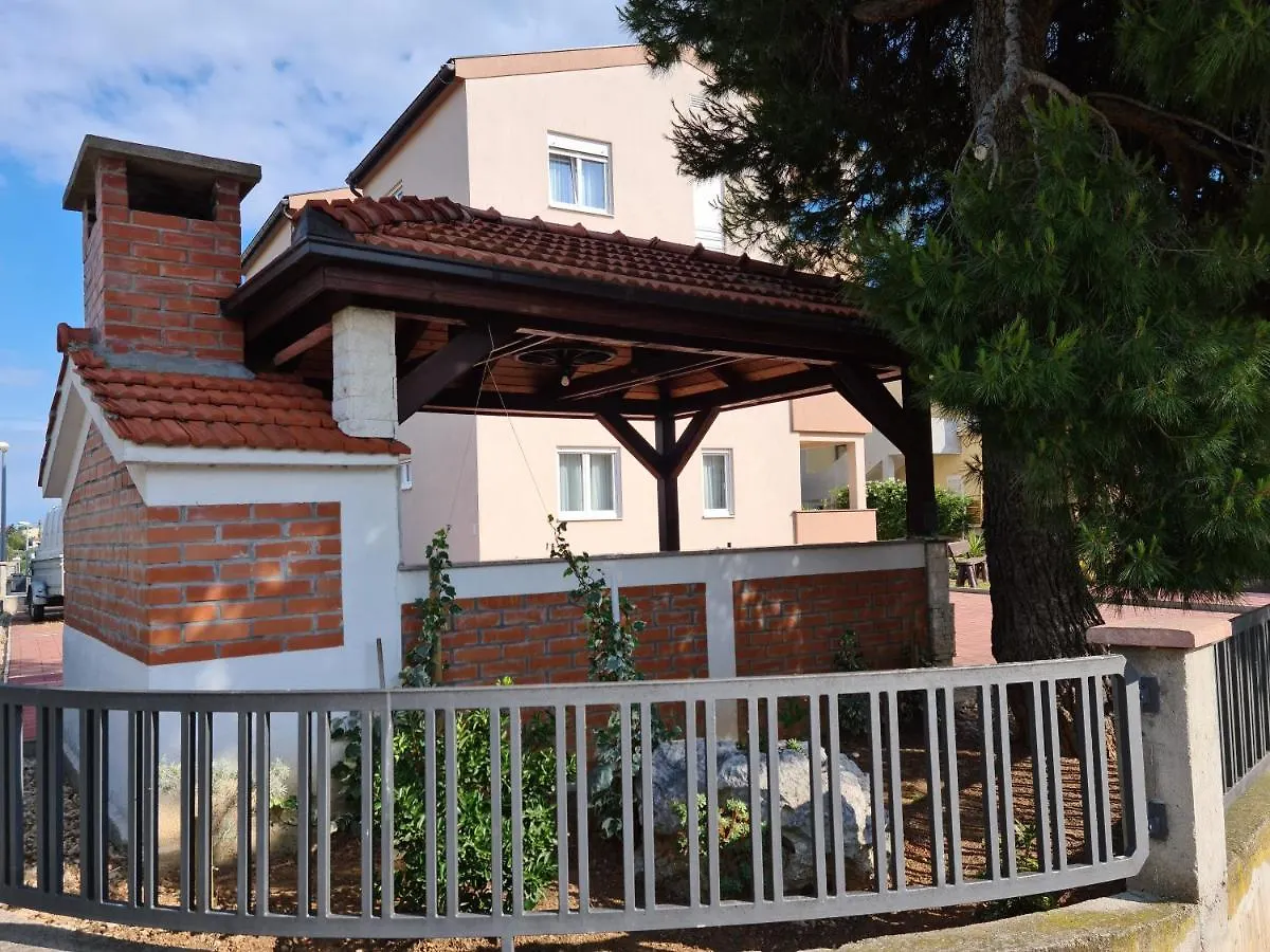 Apartments Pakoštane