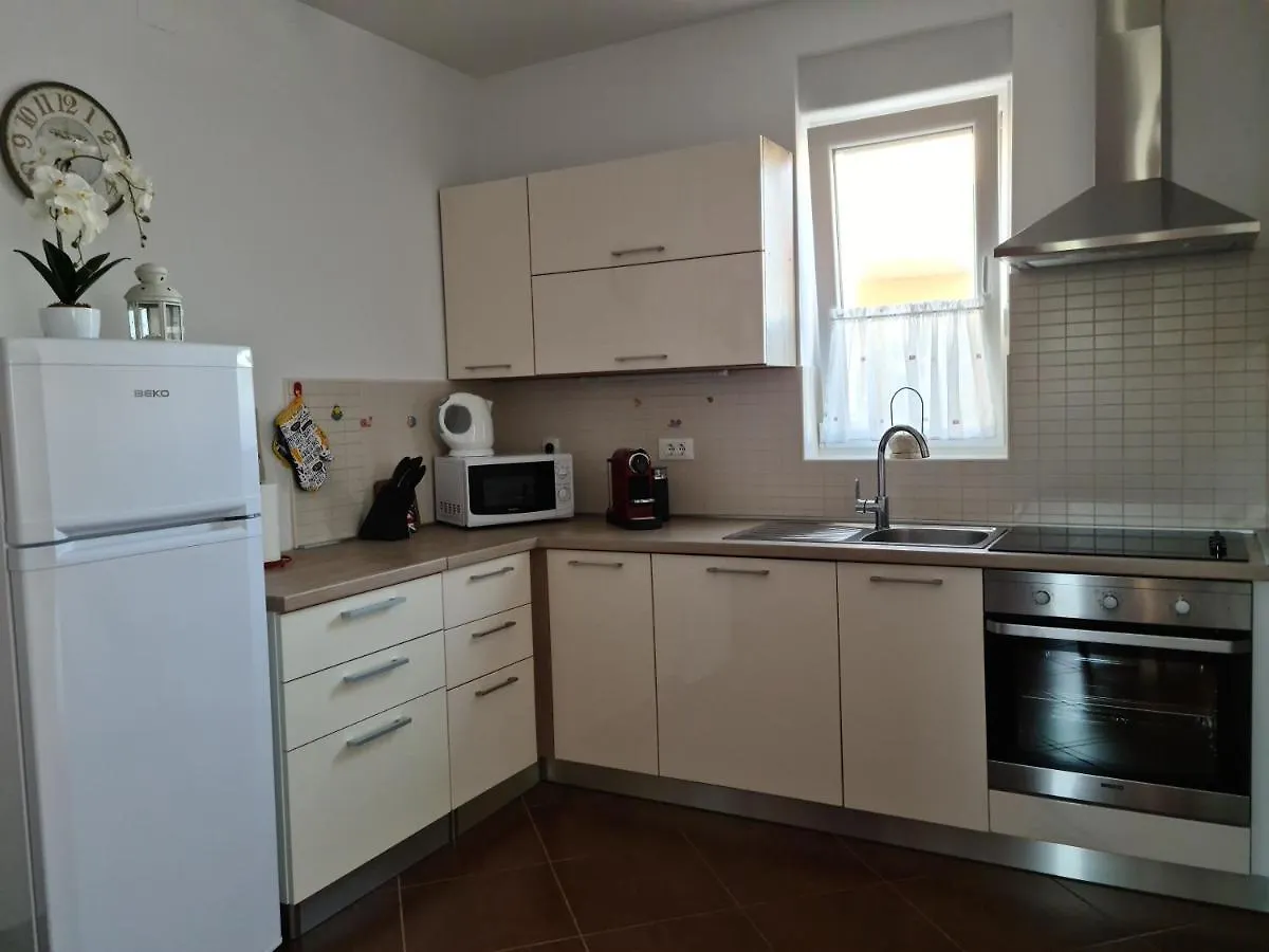 Apartments Pakoštane